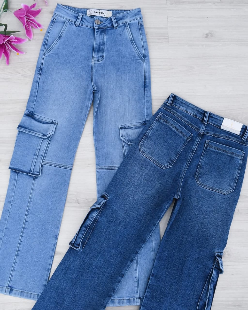Jeans de mezclilla estilo cargo